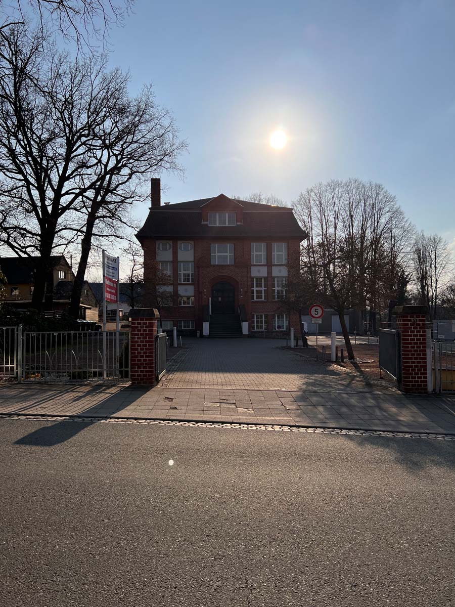 Außenansicht weiter hinten